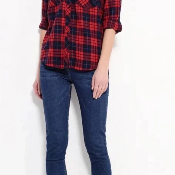 Coconut Woman L Plaid Button Down Shirt Red Navy Blue Checked - Picture 2 of 12